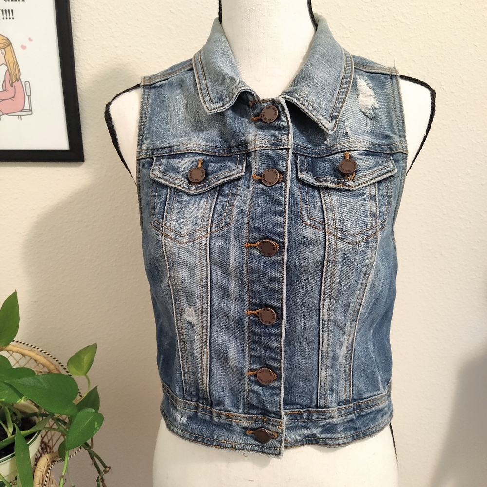 YMI Juniors Medium Distressed Denim Jean Vest Button Down Collared